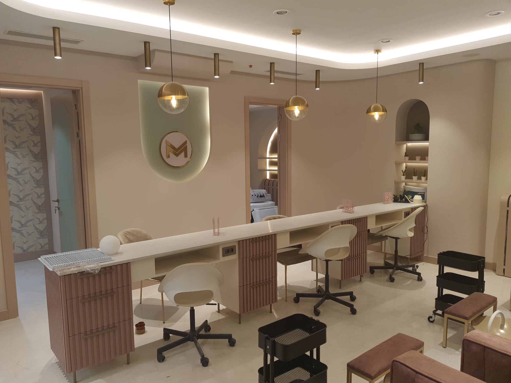 YEDİ MAVİ ZEYTİNBURNU